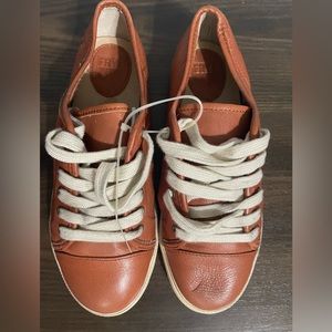Frye sneakers Kids size 3 women’s size 5